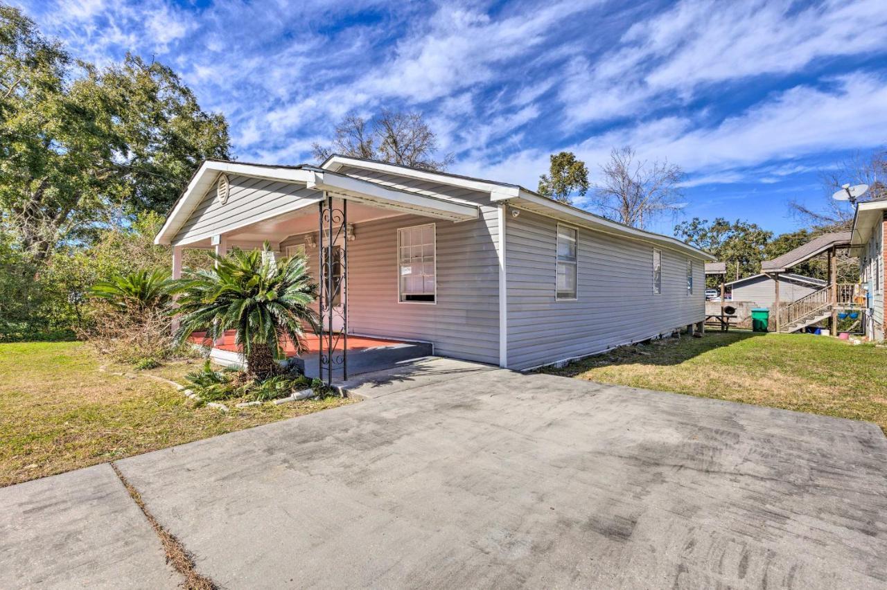 Stunning Gulfport Getaway About 1 Mi To The Beach Exterior photo
